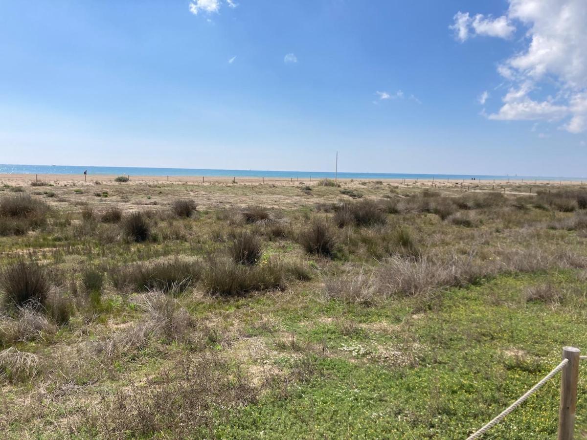 Apartamento Con Vistas Al Mar Castelldefels Buitenkant foto